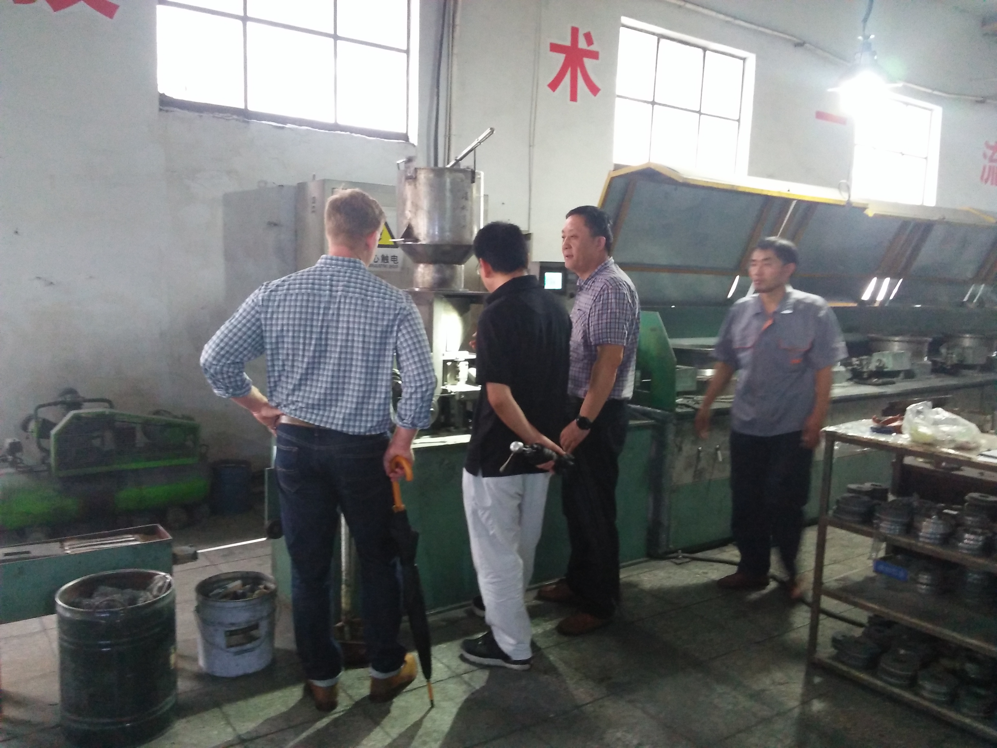 1536376754108289.jpg 222809589900481911.jpg