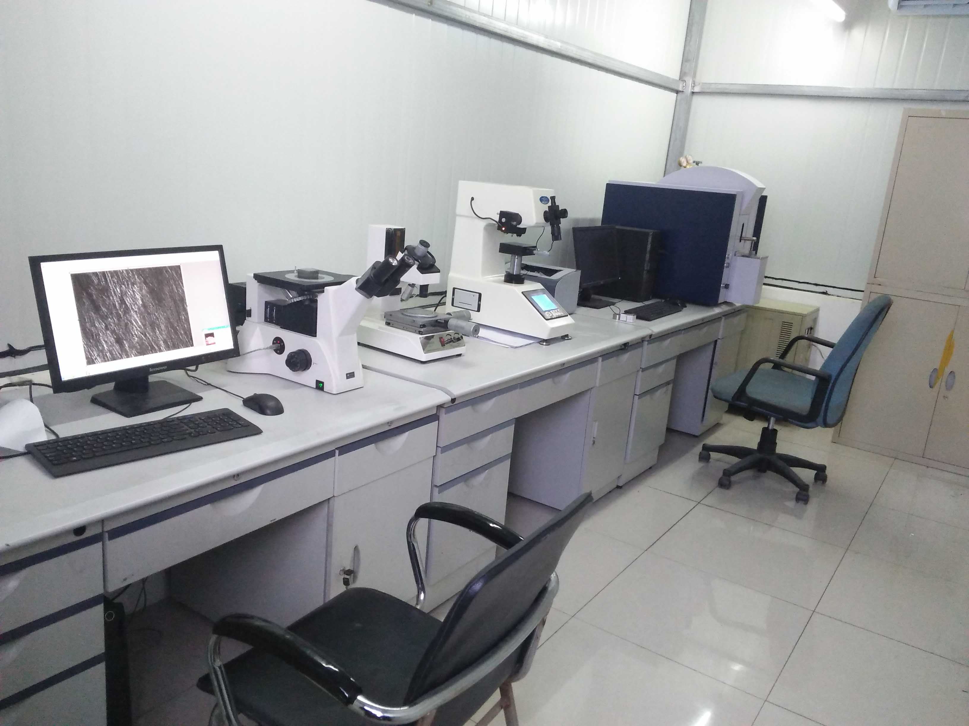 金相與光譜實(shí)驗(yàn)室.jpg